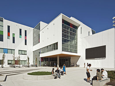 1743660641908259.jpg 03SXjwFvNUNec.jpg